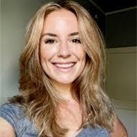 Kelly Kangas's Instagram, Twitter & Facebook