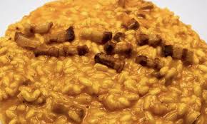 Data alle stampe nel 1570, riflette il piglio opulento dell'epoca: Risotto All Amatriciana Super Cremoso La Ricetta Rivisitata Piu Buona Della Tradizionale Pasta Come Si Fa City Milano News