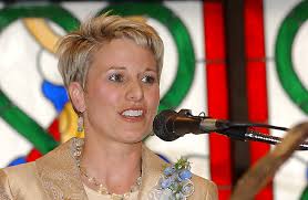 Stacy Riddle's Instagram, Twitter & Facebook