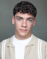 Cruising home for Christmas