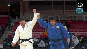한국 남자 유도의 간판 안창림(73㎏급)과 조구함(100㎏ 이하급, 이상 필룩스그룹 유도단)이 한솥밥을 먹고 첫 국제 대회에 나선다. Nzgdvxdovdvncm