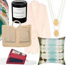The most common bridal shower present material is metal. 25 Ultra Chic Bridal Shower Hostess Gift Ideas