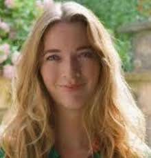 Dokita Nadina Galle, Onkọwe, Onimọ-ẹrọ Ekoloji & Ẹlẹda ti Intanẹẹti ti  Iseda