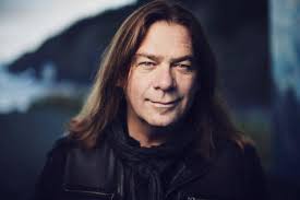 Alan Doyle's no stranger to shanties