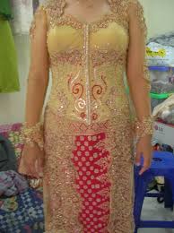 Ek064 kebaya pengantin frenchlace modern. Kebaya Pengantin Batak Warna Gold Serba Pengantin