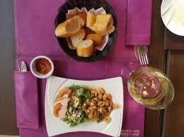L Endroit Pub Restaurant Anaresto