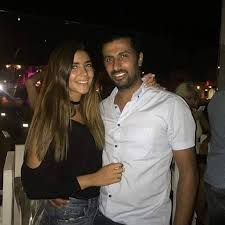 أحمد السقا، أمير كرارة، مي عمر، محمد دياب، فردوس عبد الحميد، أحمد مالك، أحمد داش، منة فضالي، ريم سامي، ملك زاهر، وغيرهم، من تأليف وإخراج محمد سامي، وتدور أحداث العمل في إطار من الإثارة والتشويق وصراع قوي بين بطلي العمل السقا وكرارة. Ø§Ø®Ø¨Ø§Ø± Ø§Ù„Ù†Ø¬ÙˆÙ… Ø´ÙˆÙƒØª Ø¹Ø±ÙØªÙŠ Ø±ÙŠÙ… Ø³Ø§Ù…ÙŠ Ù†ÙˆØ±Ø© Ù…Ø³Ù„Ø³Ù„ Ø§Ù„Ø¨Ø±Ù†Ø³ Ø§Ø®Øª Facebook