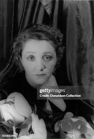 26 Laurette Taylor Photos & High Res Pictures