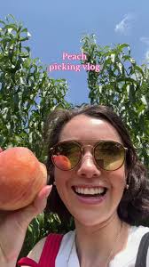 @Just Ice Tea thank you for having us 🍑 @Madison Rivers and I frolicked