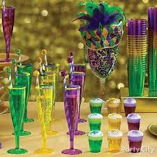 Mardi Gras Drinkware Party City Mardi Gras Party Theme Mardi Gras Party Decorations Mardi Gras Decorations