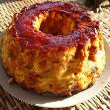 Karamellisierter Brotpudding Mit Quitten Von Hefide Chefkoch Rezept Quitten Brotpudding Lebensmittel Essen