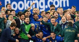 G.donnarumma, l.bonucci, g.di lorenzo, e.palmieri, g.chiellini, n.barella, m.verratti, jorginho, l.insigne, f.chiesa, c.immobile angleterre: Wbb4 E0dkatk M