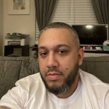 Donnell Clark's Instagram, Twitter & Facebook