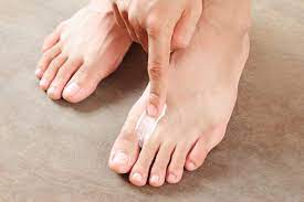 Talking To A Foot And Ankle Doctor About Athlete S Foot Joint Replacement Institute