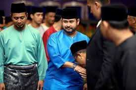 Dato' johor yang terdiri daripada orang melayu secara otomatis menjadi ahli bagi jemaah pangkuan. Tmj Says Good Deeds By Johor Sultan Is Not Highlighted Amidst Rts Land Issue Nestia