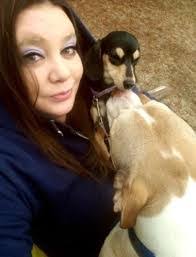 Rachelle Roark's Instagram, Twitter & Facebook