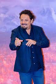 | carica un'altra frase celebre di enrico brignano. Enrico Brignano Participates In The Photocall Of The Movie Editorial Stock Image Image Of Industry Preview 163738679