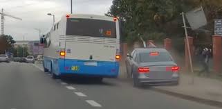 Nasze klimatyzowane i nowoczesne pojazdy są do dyspozycji pasażerów z chorzowa oraz okolic. Katowice Kierowca Audi Chcial Wyprzedzic Prawym Pasem Podszedl Do Tego Zbyt Optymistycznie Namasce