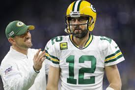 Amazon com northwest green bay packers micro raschel plush throw. Old Dogs And New Tricks How Can Aaron Rodgers Learn To Throw Over The Middle Acme Packing Company