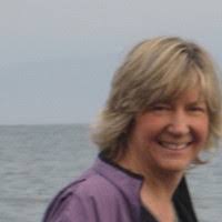 Lisa Riel's Instagram, Twitter & Facebook