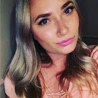 Jocelyn Barton's Instagram, Twitter & Facebook