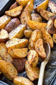 I am making beef tenderloin for christmas dinner, and was thinking of making roasted potatoes for one of my side dishes. What To Serve With Beef Tenderloin 13 Out Of This World Sides Jane S Kitchen Miracles Beef Tenderloin Tenderloins Potato Dishes
