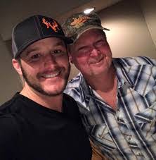 Lawrence Good's Instagram, Twitter & Facebook