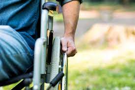 Es gibt tatsächlich mehr zwischen himmel und erde, als die schulweisheit sich träumen lässt, aber dazu braucht es keine neue theorie, die letztlich doch nur. Aus Aktuellem Anlass Was Ist Eine Transverse Myelitis Pz Pharmazeutische Zeitung