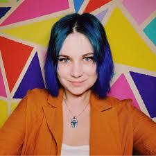 Tabitha Pearce's Instagram, Twitter & Facebook