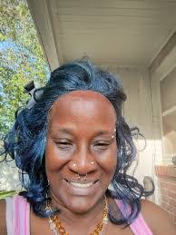 Sharon Garren's Instagram, Twitter & Facebook