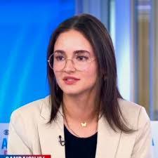 Samara Nunez's Instagram, Twitter & Facebook