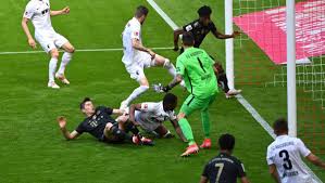 Drugi gol roberta lewandowskiego z augsburgiem. Bayern Monachium Fc Augsburg Robert Lewandowski Przegoni Gerda Muellera Na Zywo Relacja Live Sport Tvp Pl
