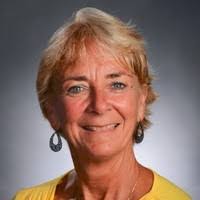 Lois Engle's Instagram, Twitter & Facebook