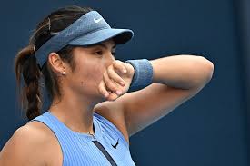 Defending champion Minella sees off Gibbs in B