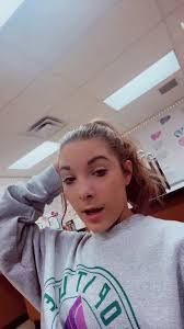 Layna Hill's Instagram, Twitter & Facebook