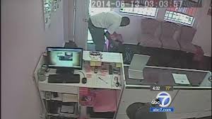 Hair styling services at jaocentric hair (up to 75% off). Thieves Rob Hawthorne Shop Of 20k In Hair Extensions Abc7 Los Angeles