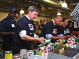 Here S Why Wasted Food Doesn T Get To Poor People In 2020 Food Donation Poor People Business Insider