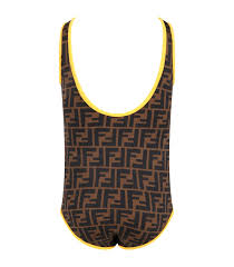3.6.3 il discorso fendi sul colosseo quadrato: Lenzuola Fendi Lo Stile Corredo Di Fendi Conquista La Milano Moda Donna Shop Online The Latest Ss21 Collection Of Fendi For Women On Ssense And Find The Perfect Clothing