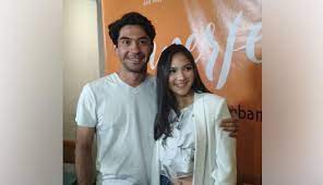 Main Di Imperfect Reza Rahadian Tidak Mengubah Penampilan Seleb Tempo Co
