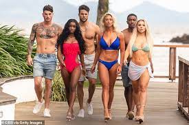 Harley benn, the son of boxing legend nigel, is the first name rumoured to have signed up for love island 2021. Love Island Usa Gets Renewed For A Third Season We Re Saying Aloha To Hawaii Aktuelle Boulevard Nachrichten Und Fotogalerien Zu Stars Sternchen