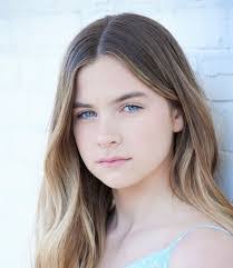 Lilly Gardner's Instagram, Twitter & Facebook