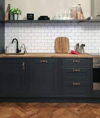 The timber worktop can look traditional and friendly or contemporary and eye catching, depending on which of our infinity or infinity plus units it is paired with. Farrow And Ball Off Black Kitchen Units Kitchen Units Kitchen Interior Home Kitchens