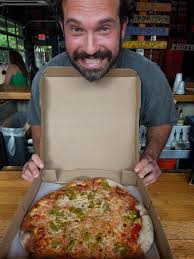 All smiles here for Trivia Tuesday! Free live trivia kicks off at 7pm! Win  house 💵 prizes. @mastrosfire