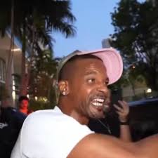 Why they let Charleston White catch predators 😂 Video in the comments