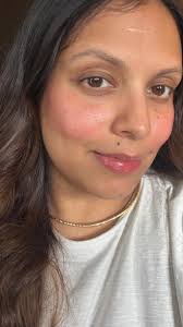 I am convinced that lip colours are just what you need at the end of the  day🤎 Products used: @narsissist Dolce Vita Lip Pencil Crayon  @wycon_cosmetics Lip Pencil @guccibeauty 120 Sonia Light