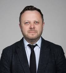 Date de contact echipa Ford