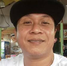 Nilapitan ng mga barko ng China ang mga barko ng Pilipinas na nagsasanay  kasama ang U.S. Navy sa dagat na sakop ng Zambales. Ang mga barko ng China,  nang-radio challenge pa.