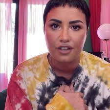 We would like to show you a description here but the site won't allow us. Demi Lovato Backtracks After Misconstrued Criticism Of Yogurt Shop E Online Deutschland