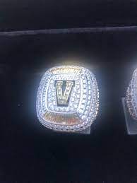 The college world series (cws) is an annual baseball tournament held in june in omaha, nebraska. Vanderbilt Baseball Team Receives College World Series Rings Wztv