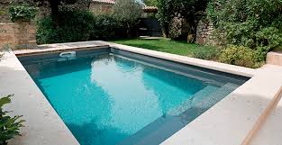 Quel est le prix d'une piscine coque? Piscine Coque Ou Piscine Beton Laquelle Choisir Piscines Desjoyaux